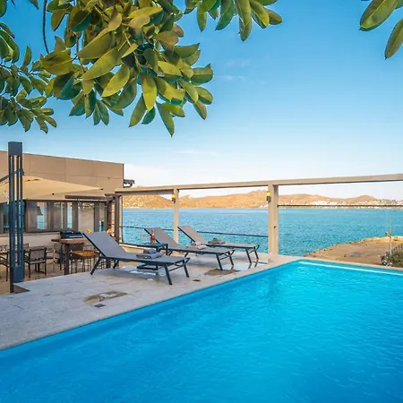Cimentepe Deluxe 1 - With Heated Pool & Close To Yalikavak Marina Vila