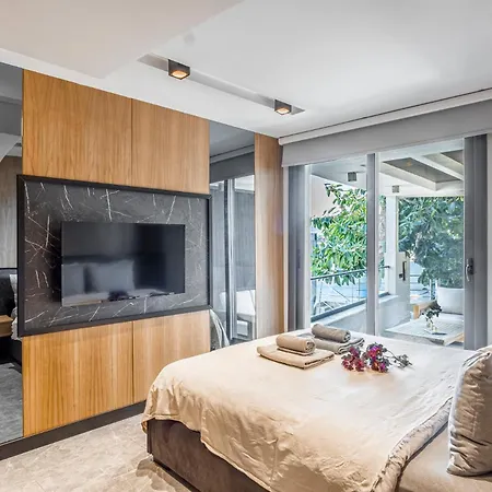 Vila Cimentepe Deluxe 1 - With Heated Pool & Close To Yalikavak Marina Bodrum
