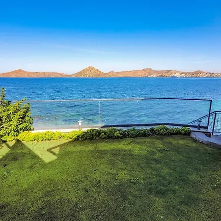 Villa Cimentepe Deluxe 1 - With Heated Pool & Close To Yalikavak Marina *