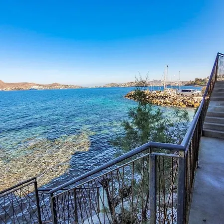 Cimentepe Deluxe 1 - With Heated Pool & Close To Yalikavak Marina Villa Bodrum