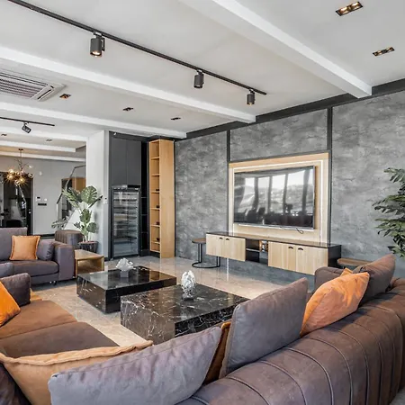 Villa Cimentepe Deluxe 1 - With Heated Pool & Close To Yalikavak Marina *