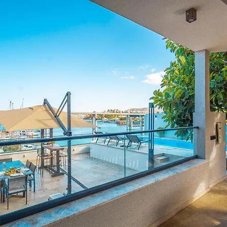 Cimentepe Deluxe 1 - With Heated Pool & Close To Yalikavak Marina Villa Bodrum