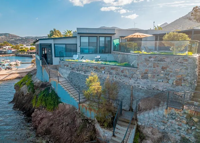Cimentepe Deluxe 1 - With Heated Pool & Close To Yalikavak Marina Вилла Бодрум