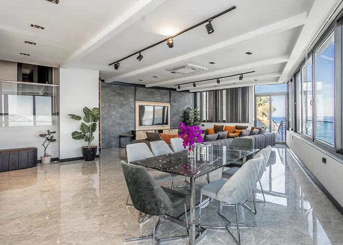 Вилла Cimentepe Deluxe 1 - With Heated Pool & Close To Yalikavak Marina Бодрум