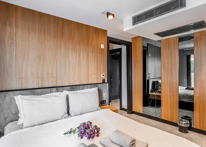 Cimentepe Deluxe 1 - With Heated Pool & Close To Yalikavak Marina *