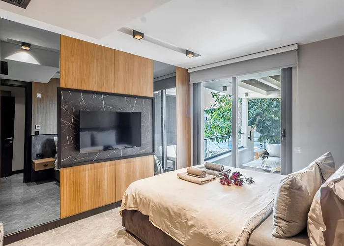 Вилла Cimentepe Deluxe 1 - With Heated Pool & Close To Yalikavak Marina Бодрум