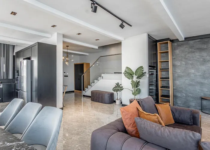 Cimentepe Deluxe 1 - With Heated Pool & Close To Yalikavak Marina *